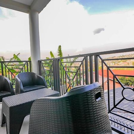 Ultra Modern Apartment In Nyarutarama Kigali Bagian luar foto