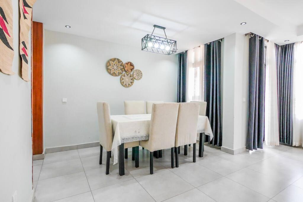 Ultra Modern Apartment In Nyarutarama Kigali Bagian luar foto