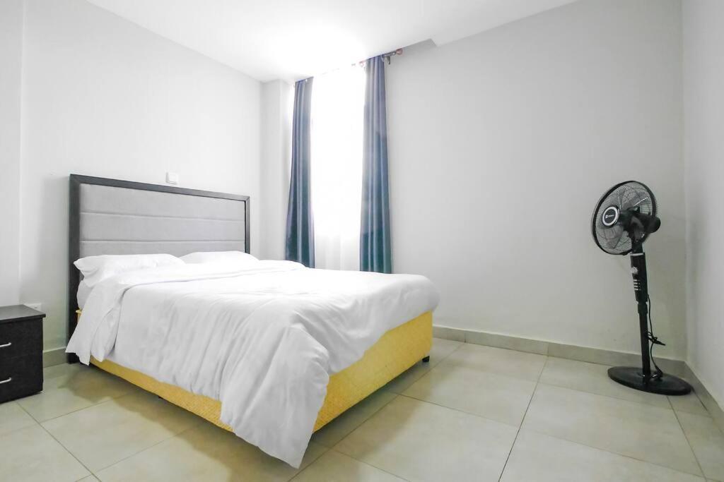 Ultra Modern Apartment In Nyarutarama Kigali Bagian luar foto