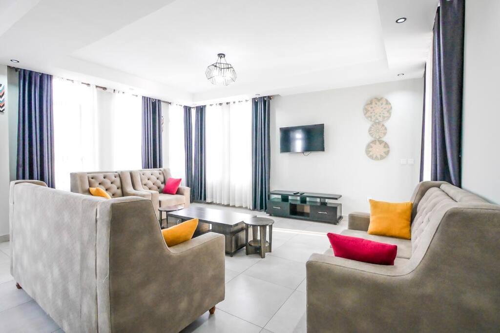 Ultra Modern Apartment In Nyarutarama Kigali Bagian luar foto